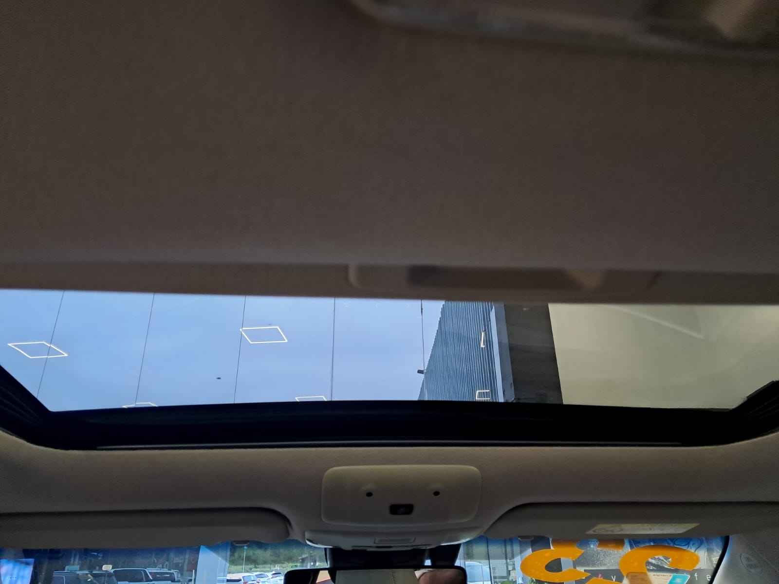 Foto Toyota Corolla Altis Hybrid 2023